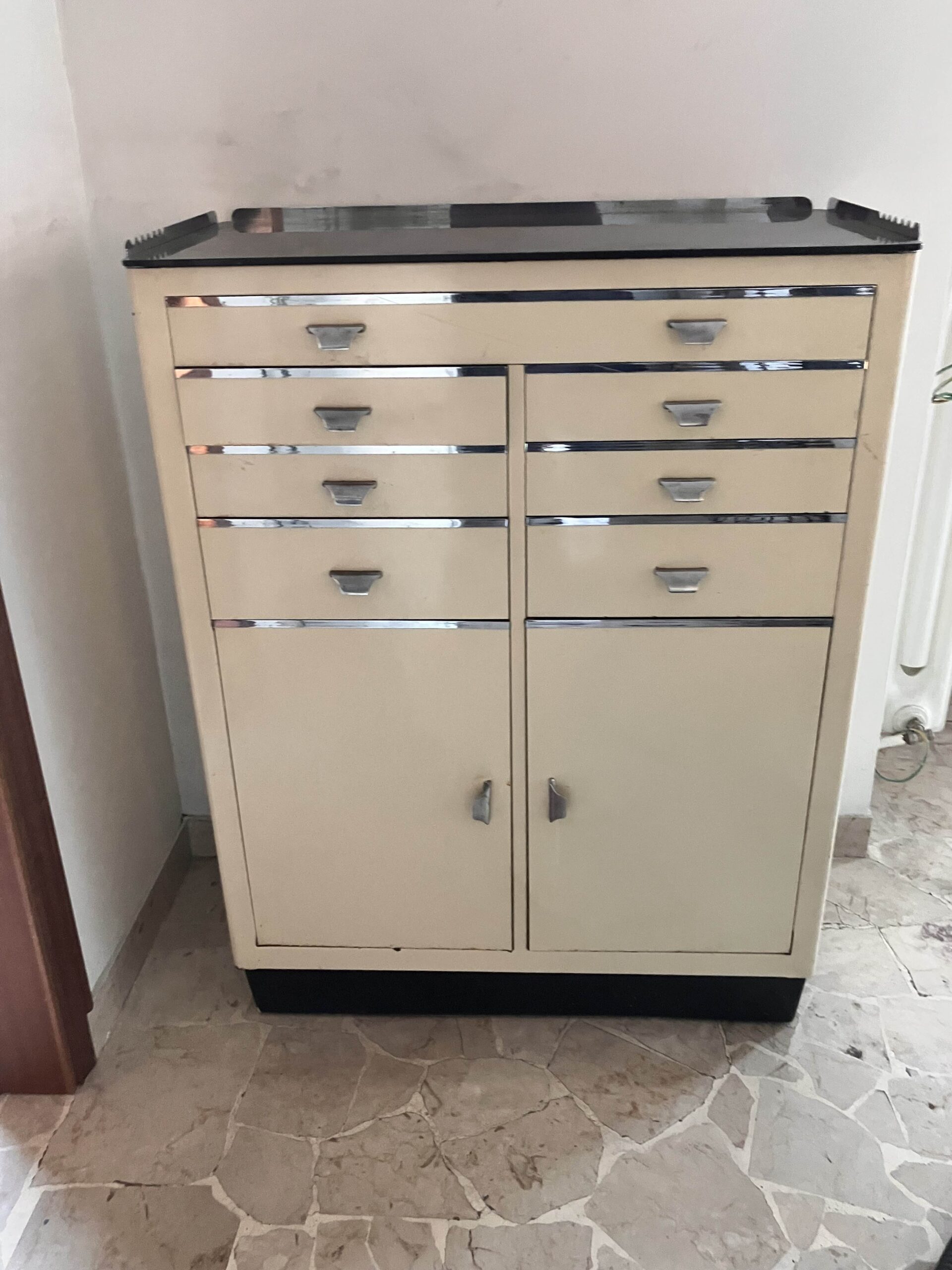 28FFD539-AF89-4D28-B6D1-58E1A1109253