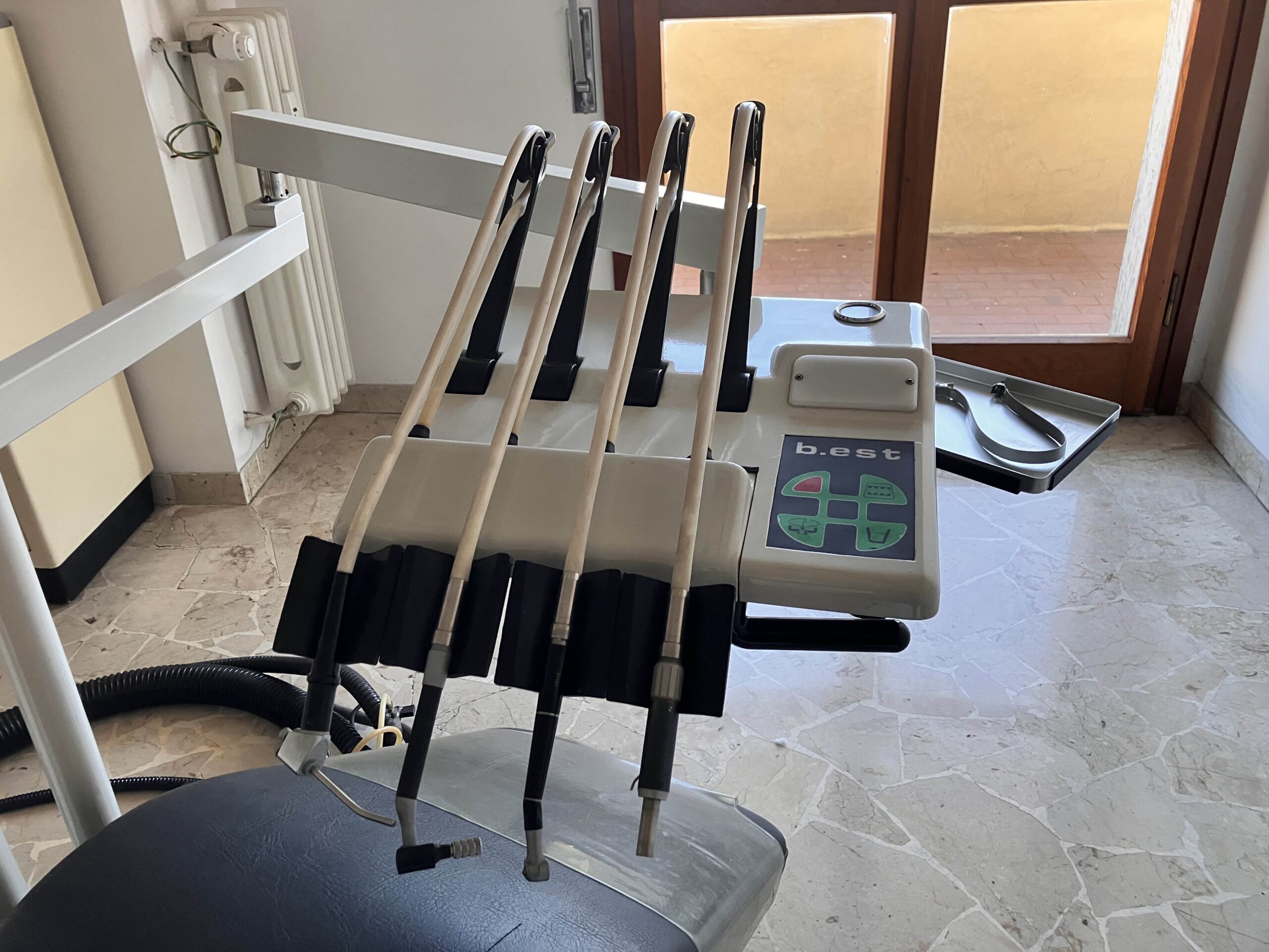 8AC16425-F6A9-412A-9DDA-7FCCC4AC205A